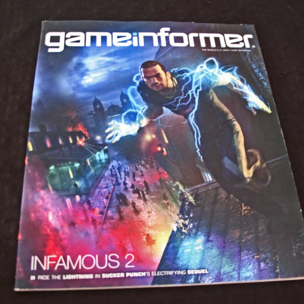 Game Informer Magazines Issue #207 (July 2010) Ride the Lightning - Picture 2 of 2